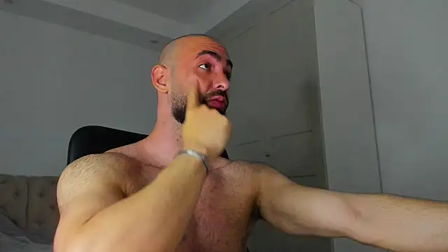 cloudymastersss' Webcam Show