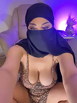 Amberonee31 Chat XXX in diretta