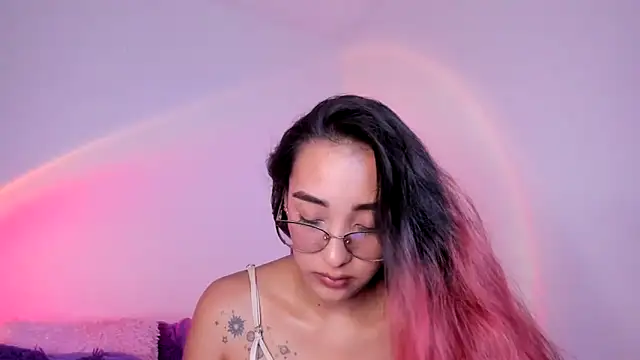 HeidyRousse's Live XXX Chat