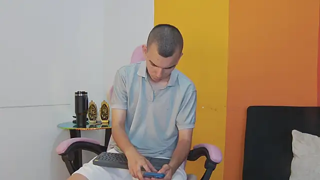 Rowan_Cley – Naživo XXX chat