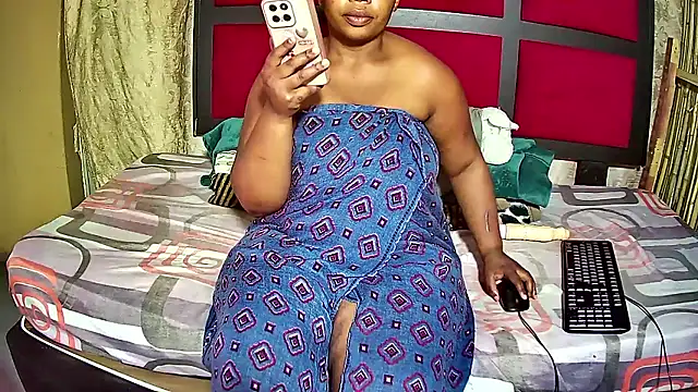 Exotic_FreakyQueen 라이브 XXX 채팅