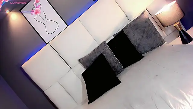 Kornyloveen Webbikameraesitys