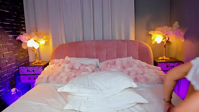 AmedeeaBanks 라이브 XXX 채팅