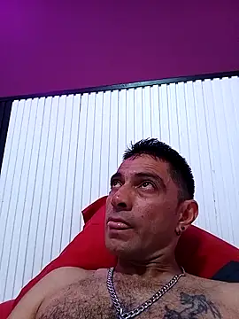 yoahotpetrafiery's Live XXX Chat