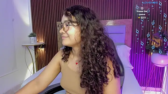 rossie_lanie_'s Live XXX Chat