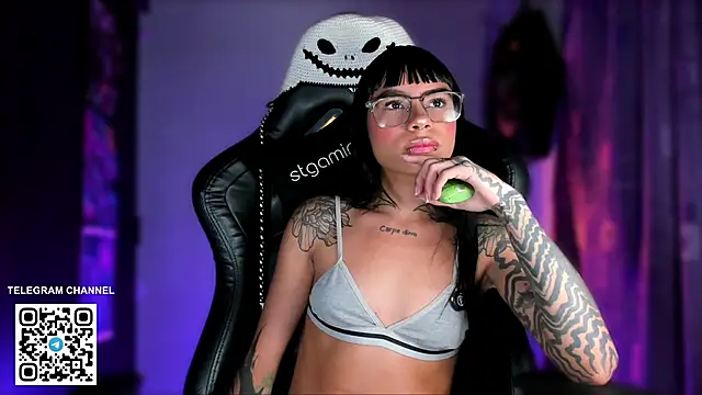 sofiafenty Chat XXX live