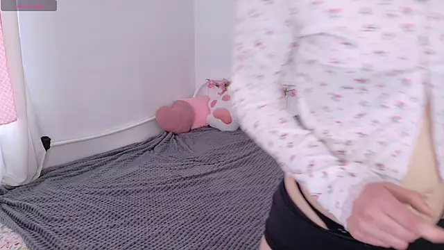 KikiMoor Chat XXX live