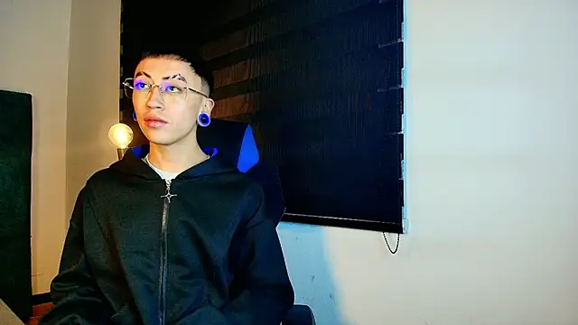 Chat XXX ao vivo de Yoshua_Smith