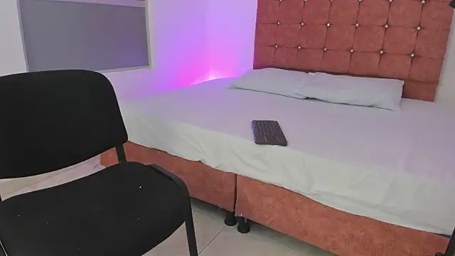 Онлайн чат XXX Dulce_violetta_