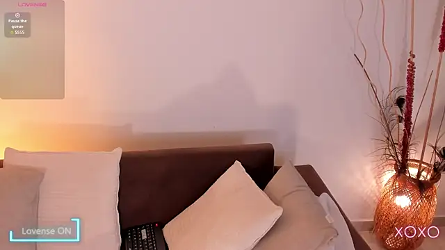 saracavali Adlı Modelin Canlı XXX Sohbeti