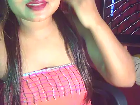 Chatroom XXX en direct de Nusrat_Faria