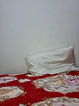 XXX chat uživo modela altinya