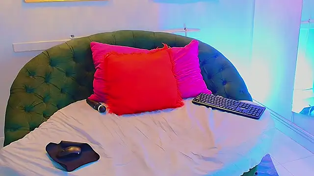 scarlette69 webcam show