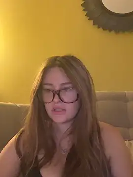 cherryrosealiee élő XXX-chatje