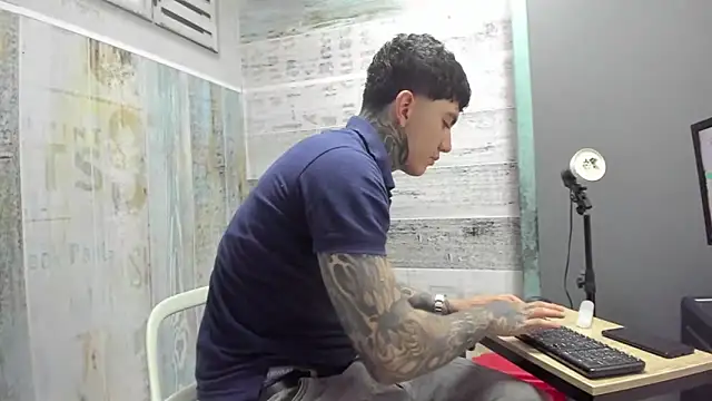 Gury_tattoo Live XXX-Chat