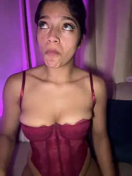 AgathaGeorgiou's Live XXX Chat