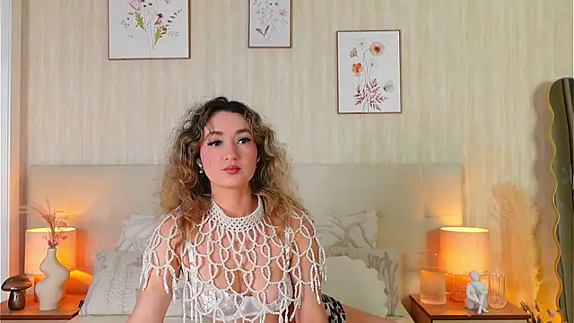 ZamphyraNightt 라이브 XXX 채팅