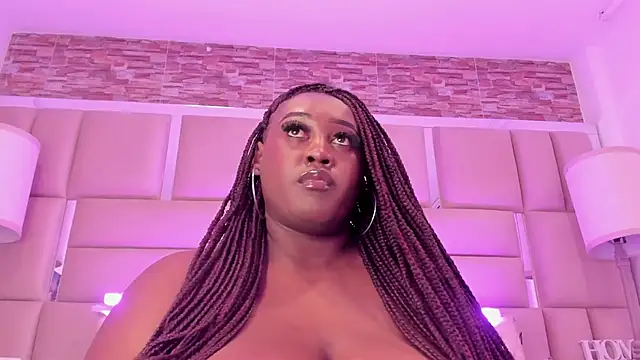 ShaniaBrownn Live XXX Chat