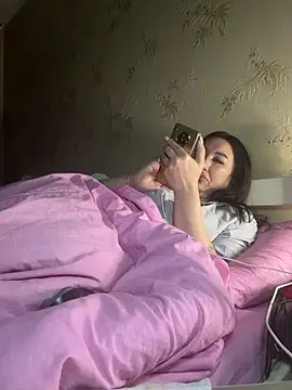 Naughtbaby_2025 라이브 XXX 채팅