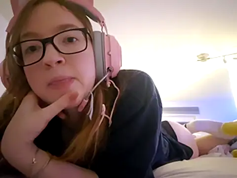 Chat XXX ao vivo de Freaky-Doll