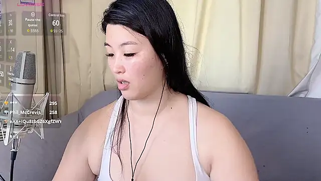 Tavie1744's Live XXX Chat