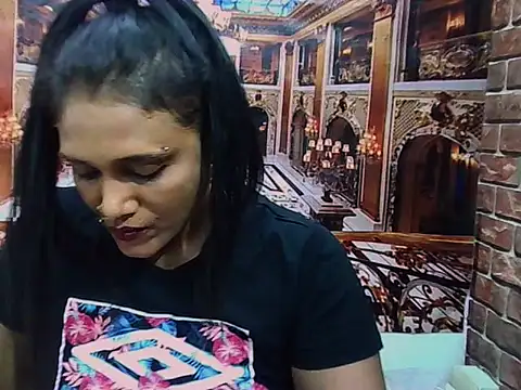 IndianSexyLady20 Live XXX-chat