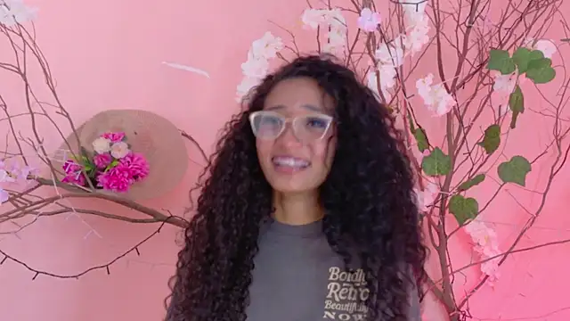 Charlotte_Love10のライブXXXチャット