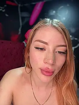 Show modela Jessy_Queen na web-kameri