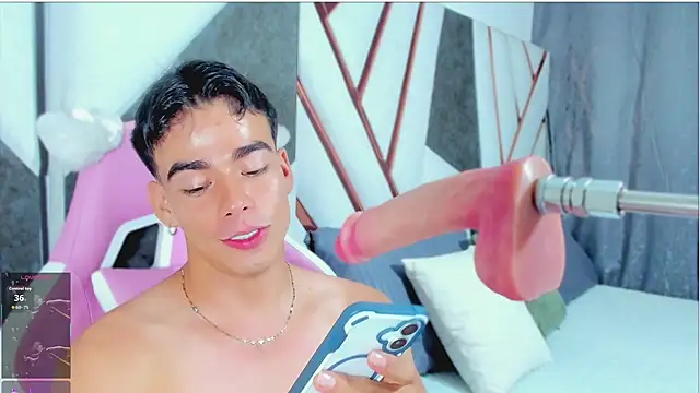 Alejandro_karter18 现场XXX聊天