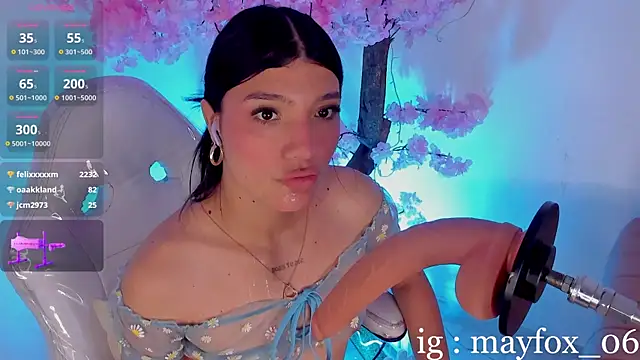 XXX chat uživo modela May_Fox_