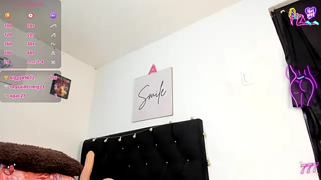 paulinagamee's Webcam Show