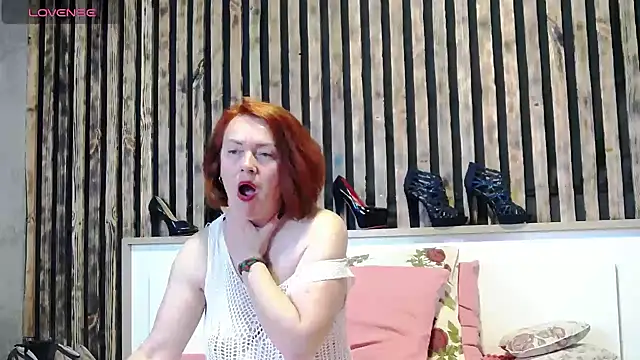XXX chat uživo modela Alis_Lovi