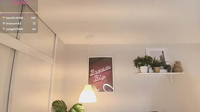 Jade-Naughty Live XXX-Chat