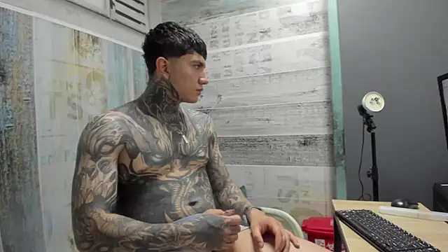 Gury_tattooのウェブカメラショー