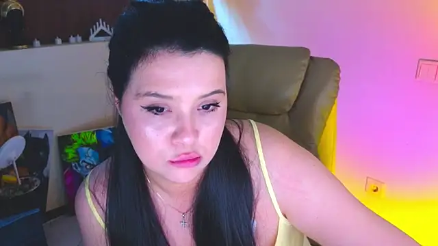 Malika_uAngel Adlı Modelin Canlı XXX Sohbeti