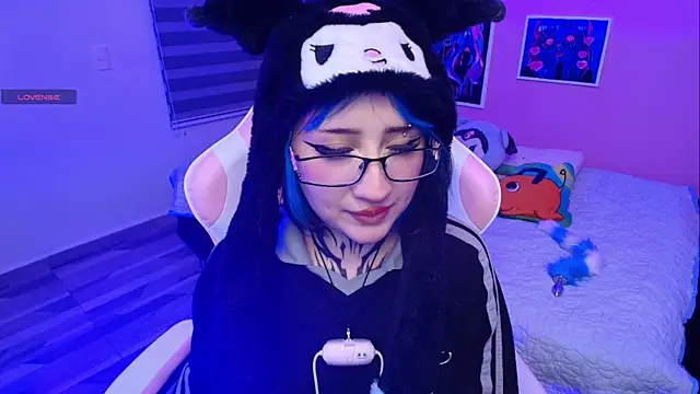 Miwa_violet Chat XXX in diretta