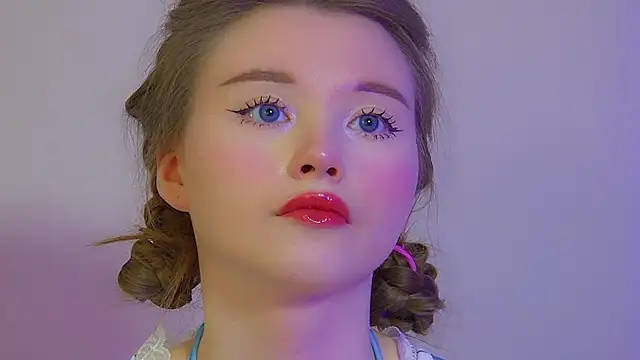 KeiraAsti's Live XXX Chat