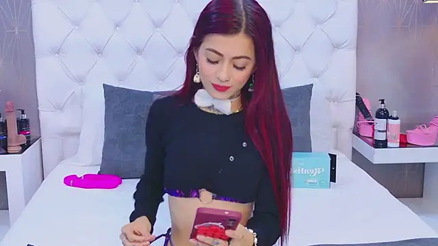 دردشة AntonellaEscudero الجنسية المباشرة