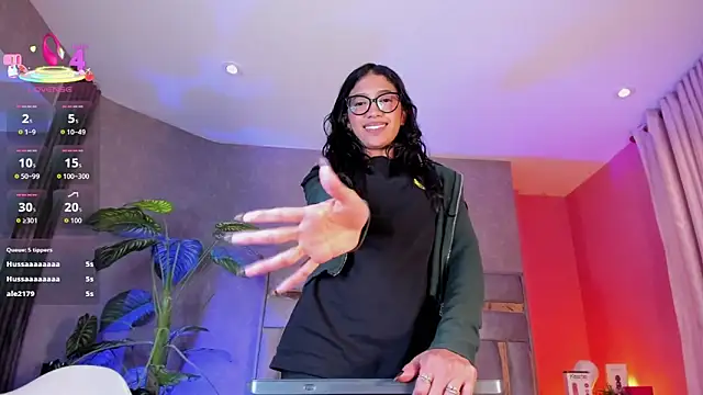 Tyla_Ks' Live XXX Chat