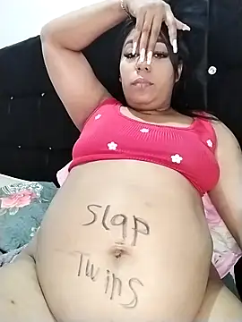 emma_purple_'s Webcam Show