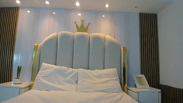 Hana_Queen_ Webcam Show