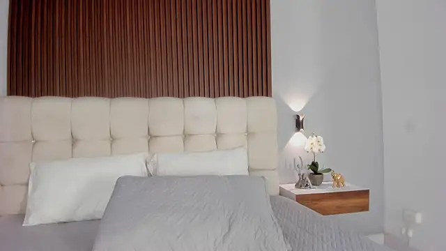 XXX chat uživo modela sofi_potter_