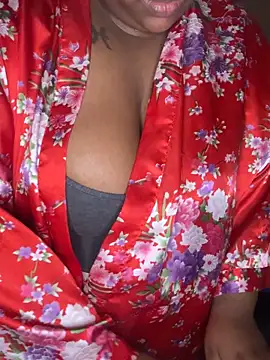 Chocolatebunnyxx96's Webcam Show