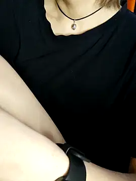 Aashikalaa's Live XXX Chat