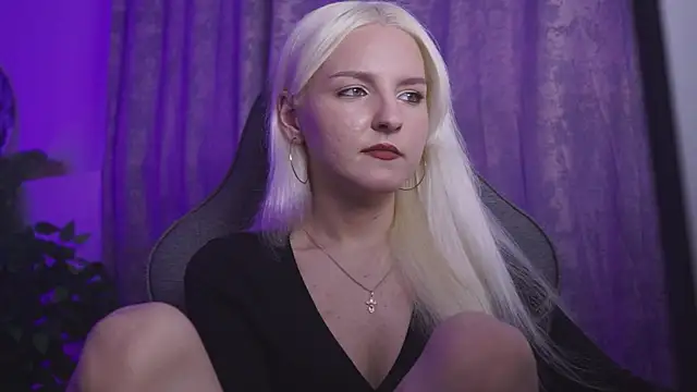 Chatroom XXX en direct de ViolaMore
