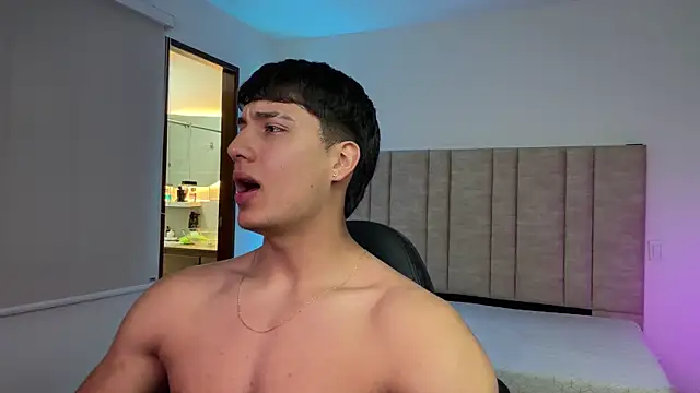 CHRIS_MORGAN1: онлайн-секс-чат