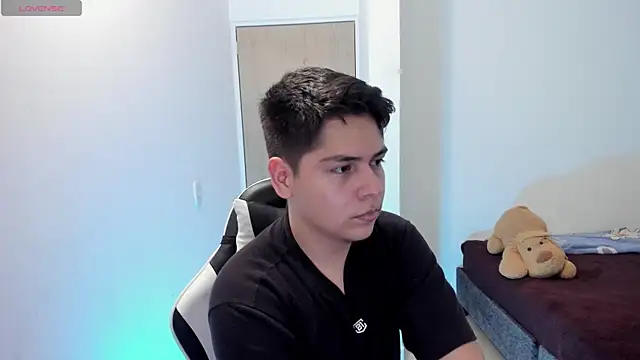 Asta_YunoXXX Show Webcam
