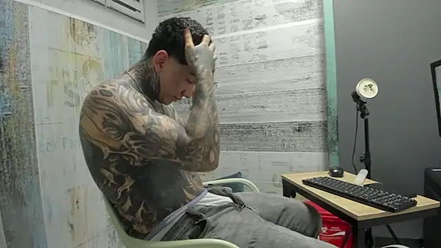 Gury_tattooのウェブカメラショー