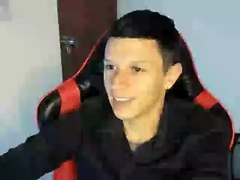 Show modela Masterdave7 na web-kameri