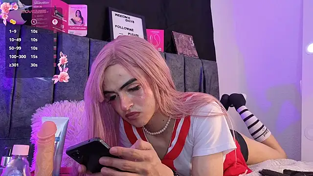 Chat XXX ao vivo de Emily_hall19